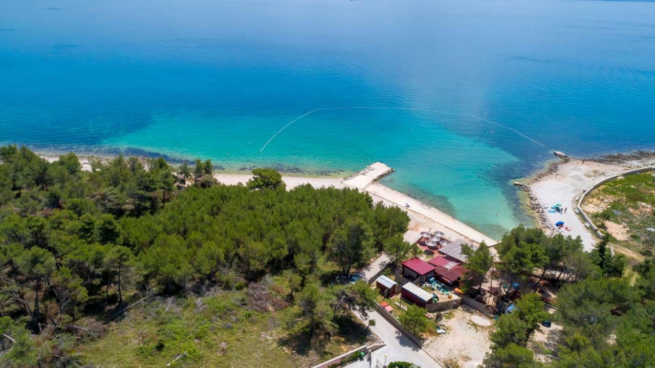 Villa Nivel Vir Exteriér fotografie