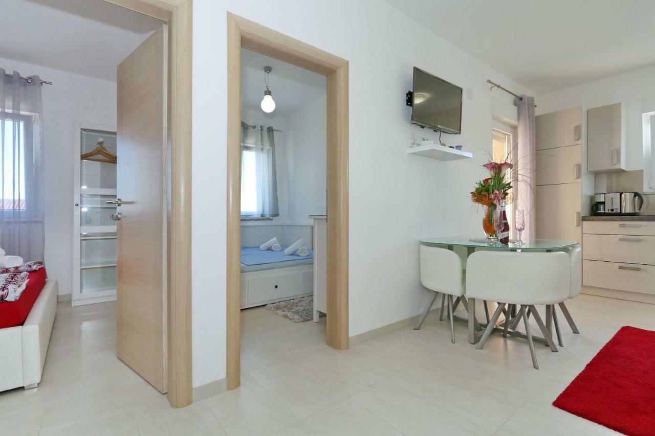 Villa Nivel Vir Exteriér fotografie