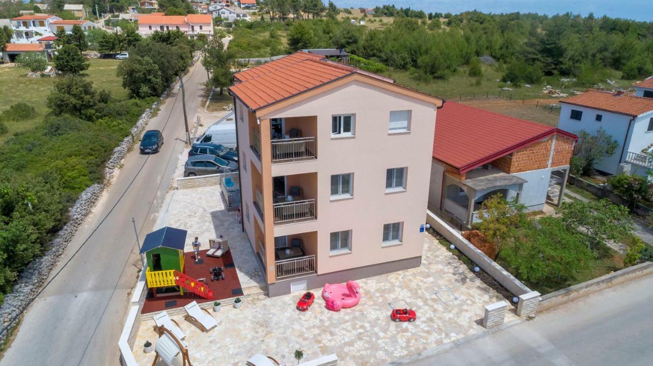 Villa Nivel Vir Exteriér fotografie